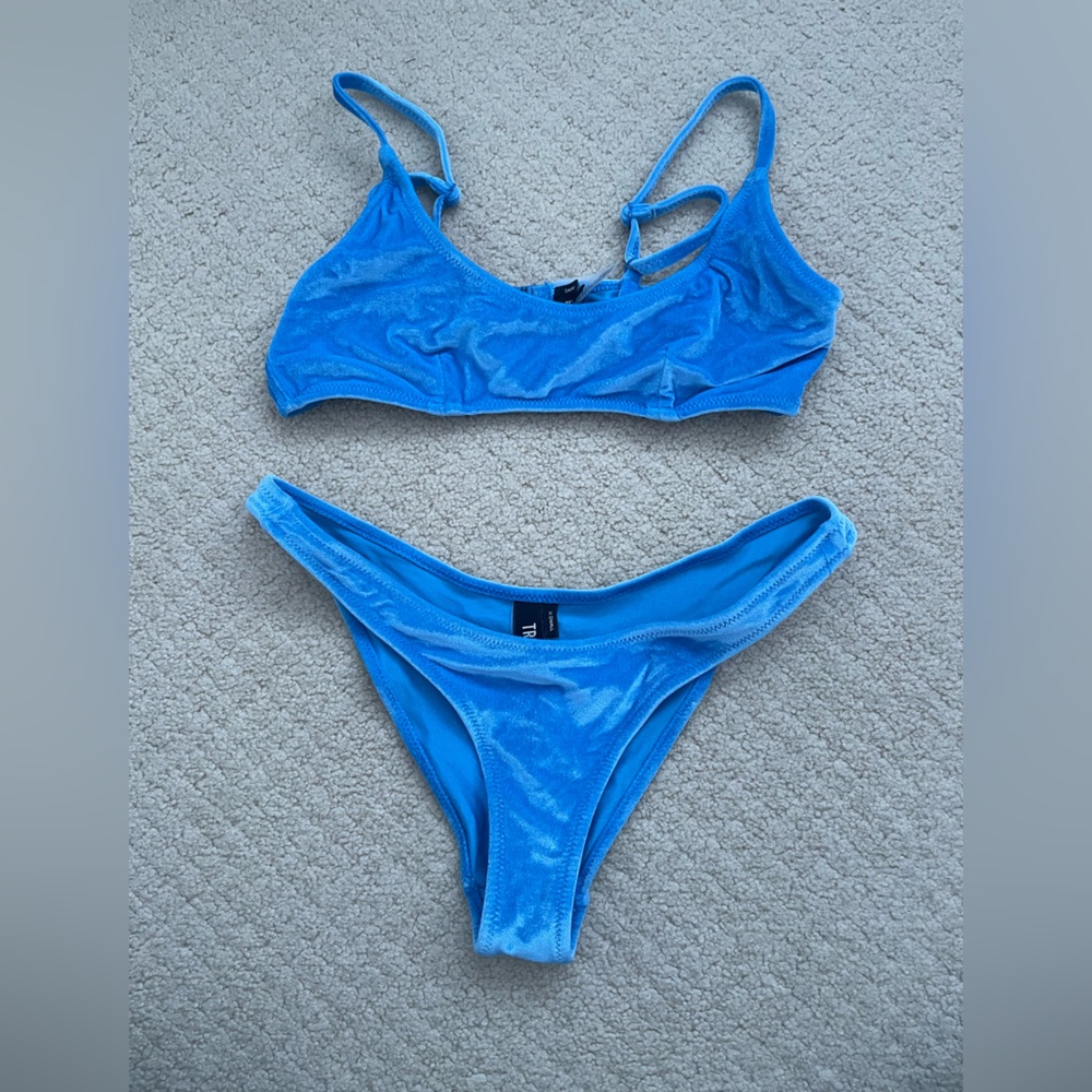 Triangl blue bikini set